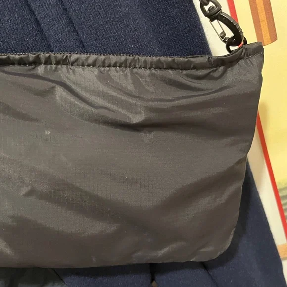 BREIFING should sling pouch bag - Picture 6 of 7